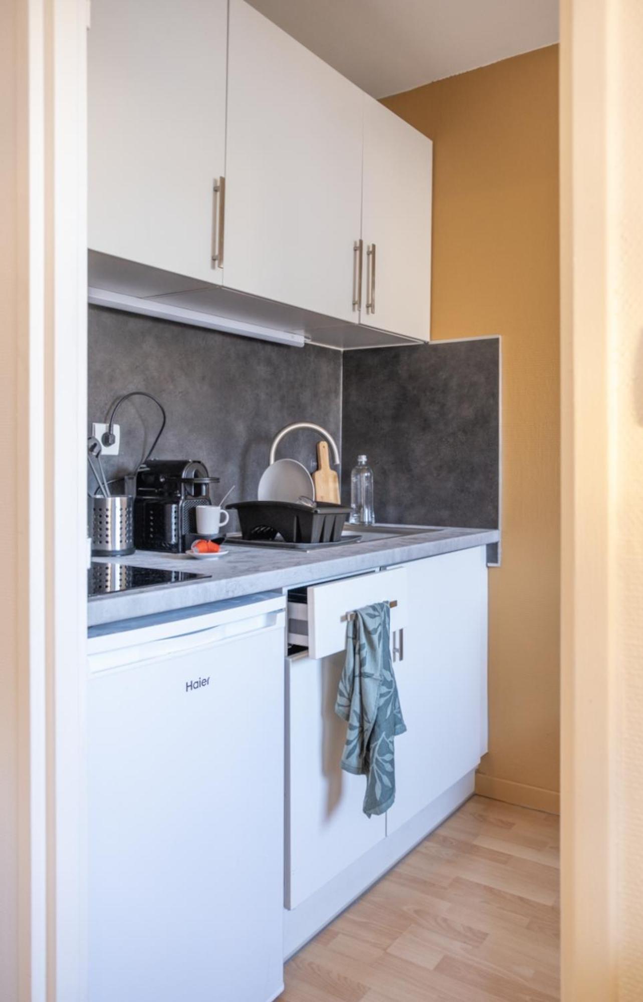 Parking - L'Ambre - Balcon Apartman Strasbourg Kültér fotó