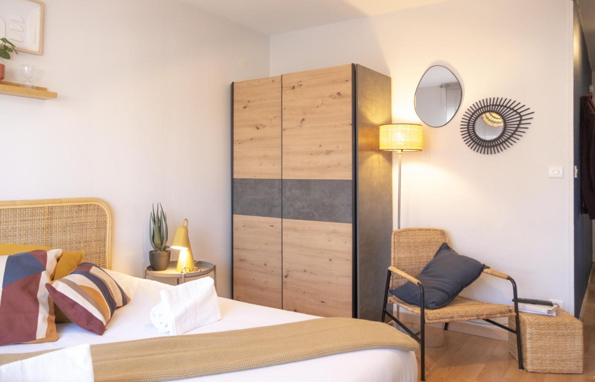Parking - L'Ambre - Balcon Apartman Strasbourg Kültér fotó