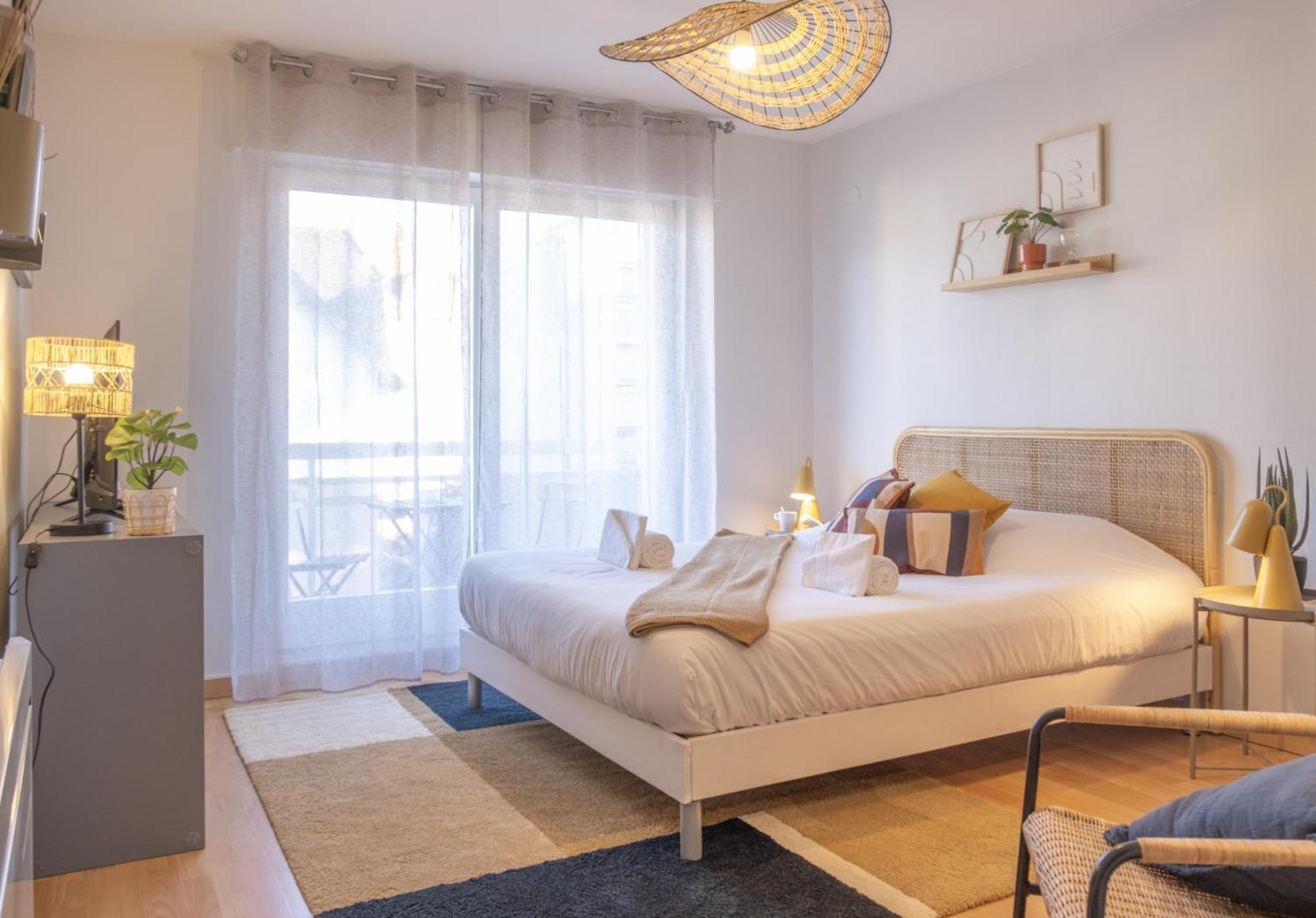 Parking - L'Ambre - Balcon Apartman Strasbourg Kültér fotó
