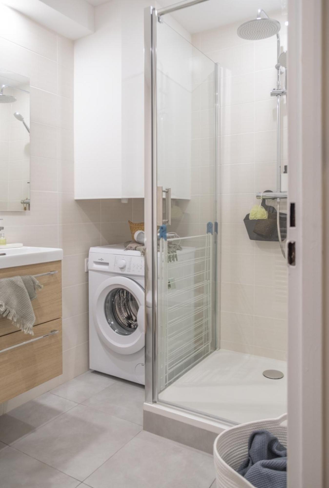 Parking - L'Ambre - Balcon Apartman Strasbourg Szoba fotó